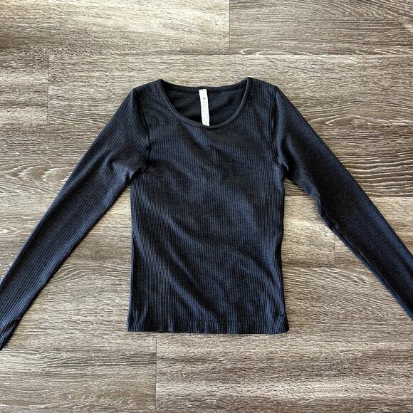 EUC Lululemon Ebb To Street Long Sleeve Ribbed Top with Built-In Bra Sz 6 Black - Picture 8 of 14